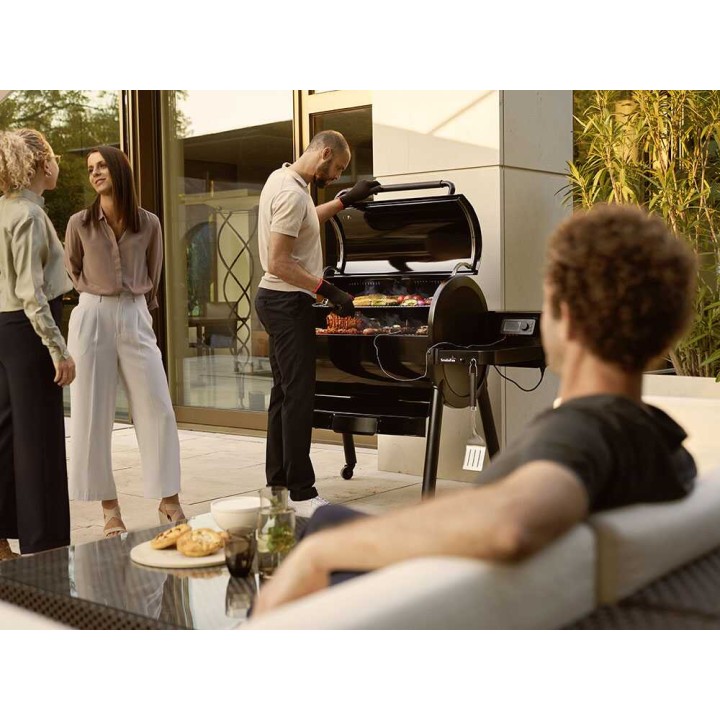 Weber Smoke Fire EPX6 -pellettigrilli, 4 095 cm², Wi-Fi
