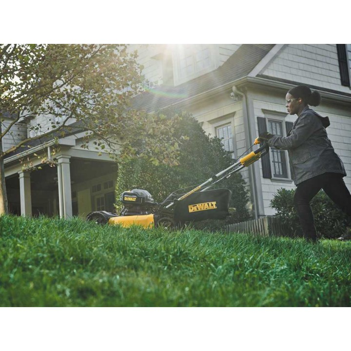 DeWalt DCMWSP564N-XJ akkuruohonleikkuri, 53 cm, 2 × 18 V 5 Ah