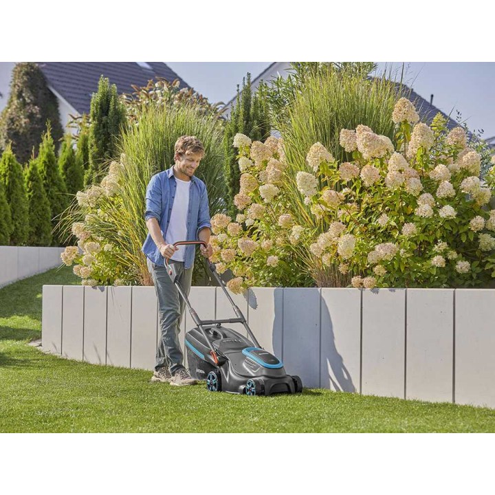 Gardena PowerMax 37/36V P4A akkuruohonleikkuri, 36 V, 37 cm
