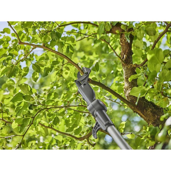 Gardena HighCut 360/18V Solo -akkuoksasakset, teleskooppivarsi, ilman akkua ja laturia