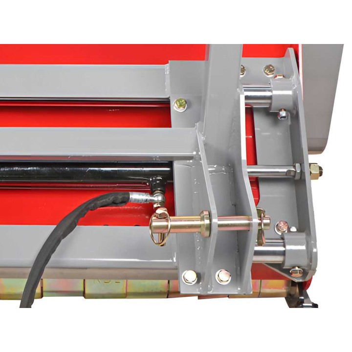 GeoTech Pro MFM 145-H traktorikäyttöinen silppuri, 142 cm, hydraulinen sivuttaissiirto