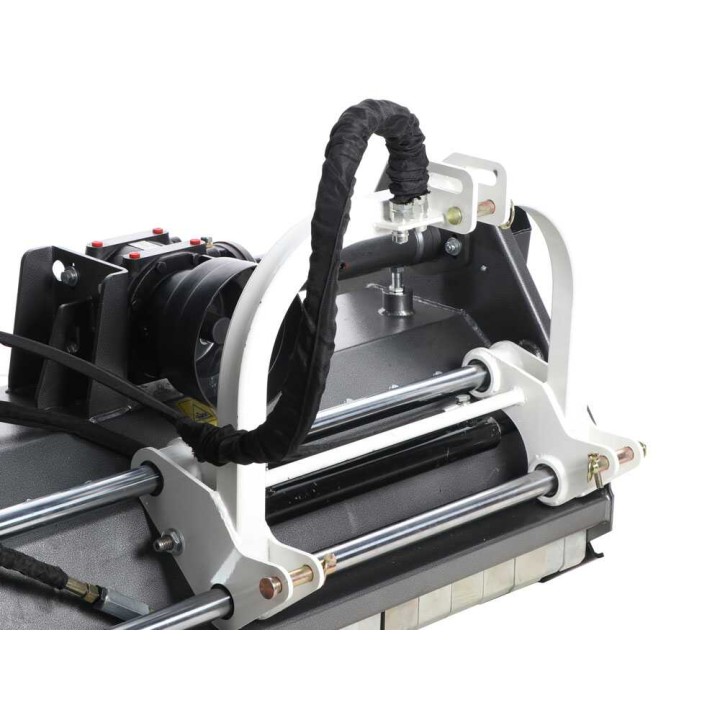 BlackStone BM-CD 120 traktorimurskain, 120 cm, hydraulinen sivusiirto