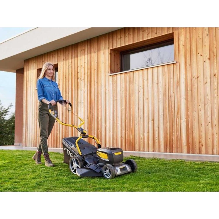 Stiga COMBI 753 SE vetävä ruohonleikkuri, 51 cm, 5,5 HP, 4 in 1