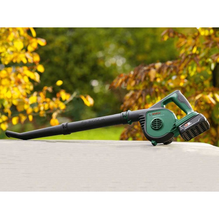 Bosch Universal Leaf Blower 18V-130 akkulehtipuhallin, 18 V, ilman akkua ja laturia