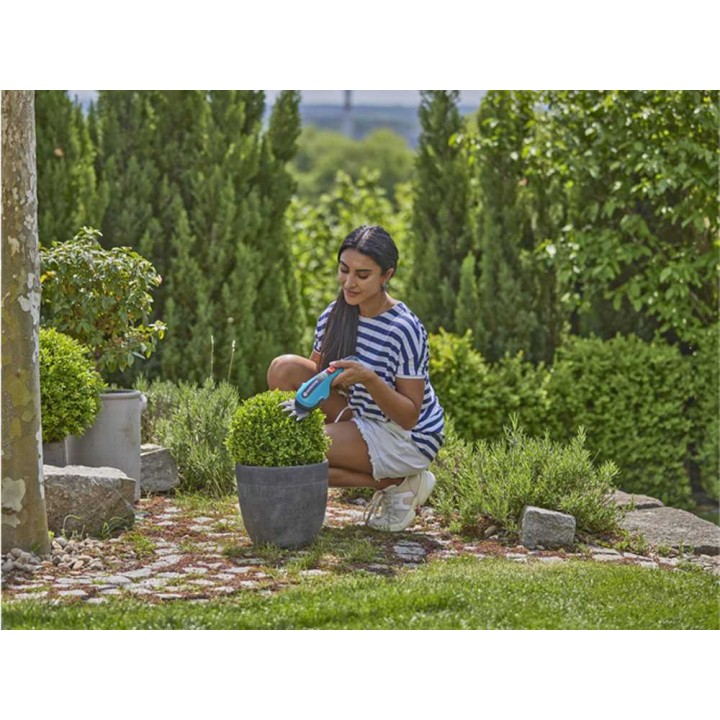 Gardena ClassicCut Li akkukäyttöiset puutarharikkurit, 3,6 V, 2,5 Ah, pensasaitaterällä
