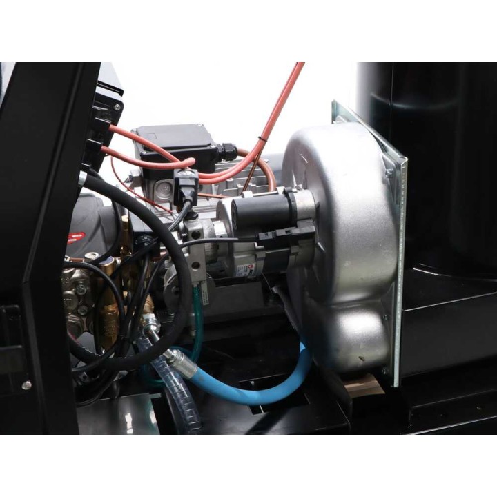 Idromatic Astra 150.15 kuumavesipesuri, kolmivaiheinen, 150 bar, 900 l/h