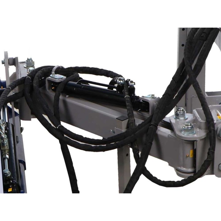 BullMach Estia 180 sivulle siirtyvä traktorimurskain, 180 cm, 60–70 HP