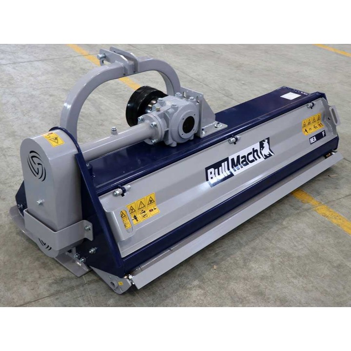 BullMach REA 145 F traktorimurskain, 145 cm, vasaraterät, 30–35 HP
