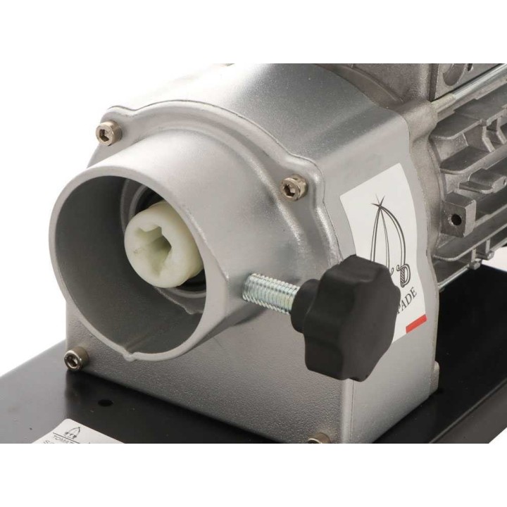 Tre Spade TC-8 COMBY sähköinen lihamylly, 300 W, nro 8, lisävarusteet