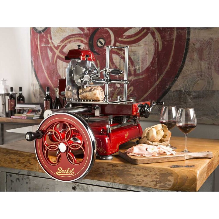 Berkel Tribute Rosso vauhtipyöräkäyttöinen siivutuskone, 300 mm, jalustalla