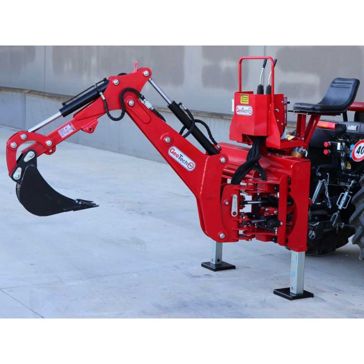 GeoTech Pro BHS 195 -kaivuri traktoriin, hydraulinen sivusiirto, 30–45 HP