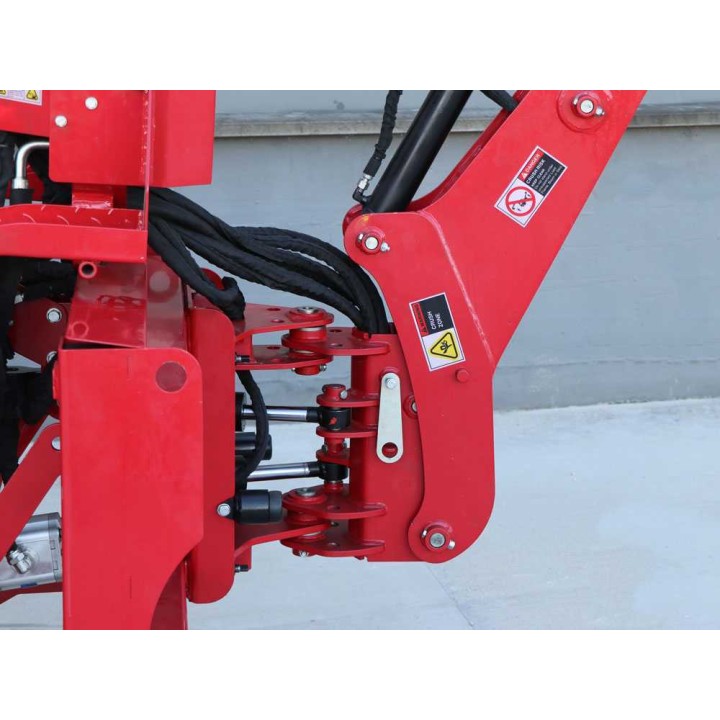 GeoTech Pro BHS 225 -takakaivuri, hydraulinen sivusiirto, 45–80 HP, 225 cm