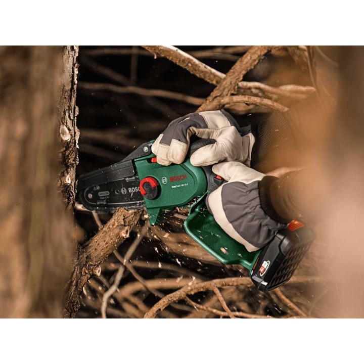 Bosch EasyChain 18V-15-7 akkukäyttöinen oksaleikkuri, 15 cm, ilman akkua ja laturia