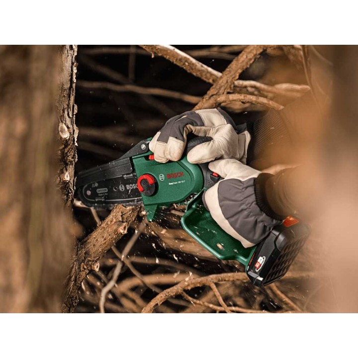 Bosch EasyChain 18V-15-7 akkukäyttöinen oksasaha, 18 V, 15 cm
