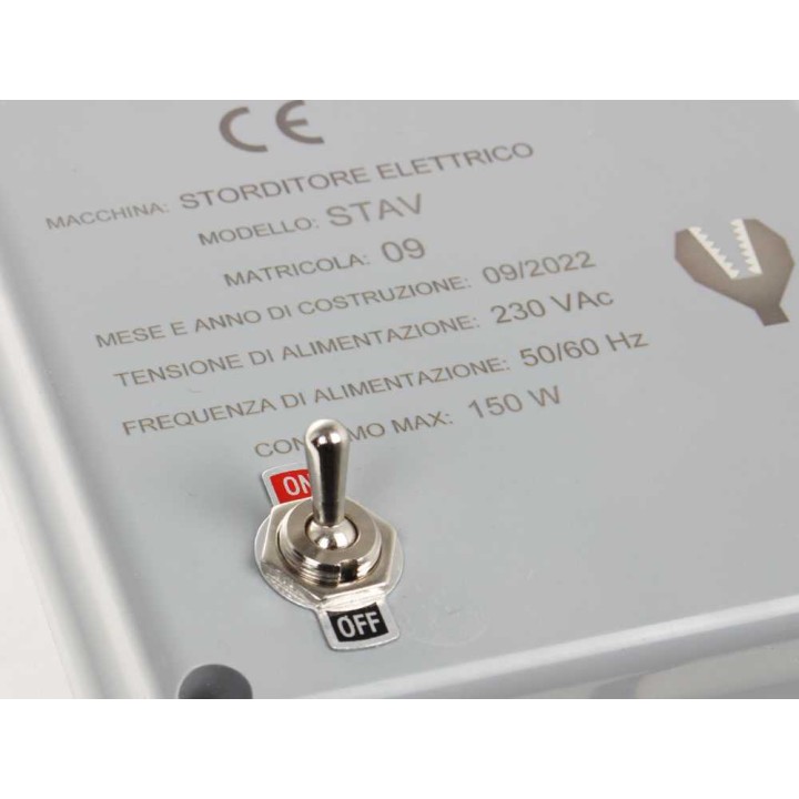 Dominion DIT STAV sähköinen tainnutuslaite siipikarjalle ja kaneille, 150 W, 230 V