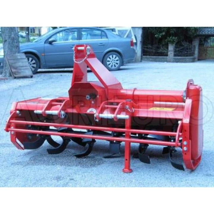 TH 145 Reversa traktorijyrsin, 145 cm, 25–30 HP, käännettävä rakenne