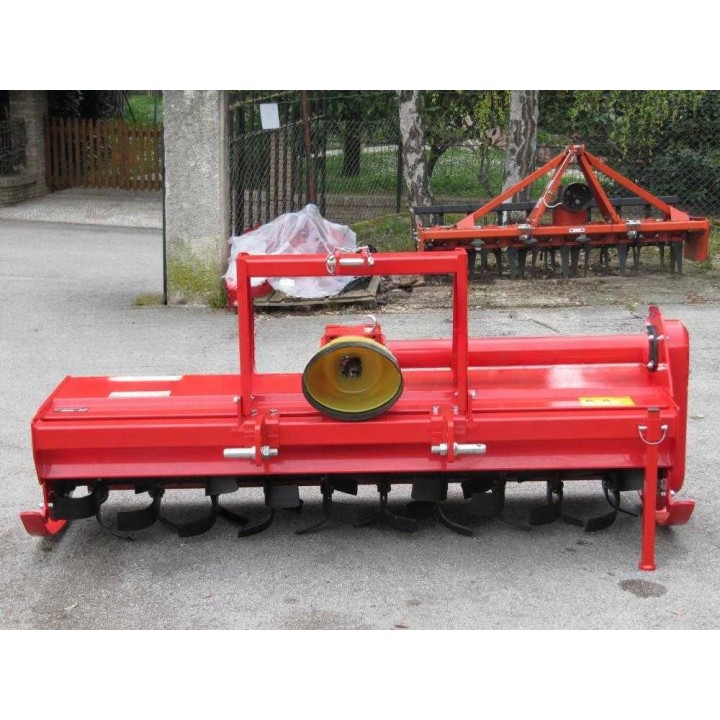 Top Line UR 186 traktorijyrsin, 186 cm, 45–55 HP, kytkimellinen nivelakseli