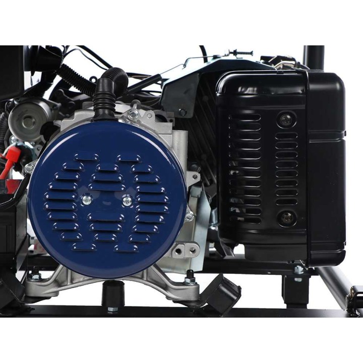 BullMach AMBRA 13800 E-3 kolmivaihegeneraattori, 9 kW, AVR ja ATS