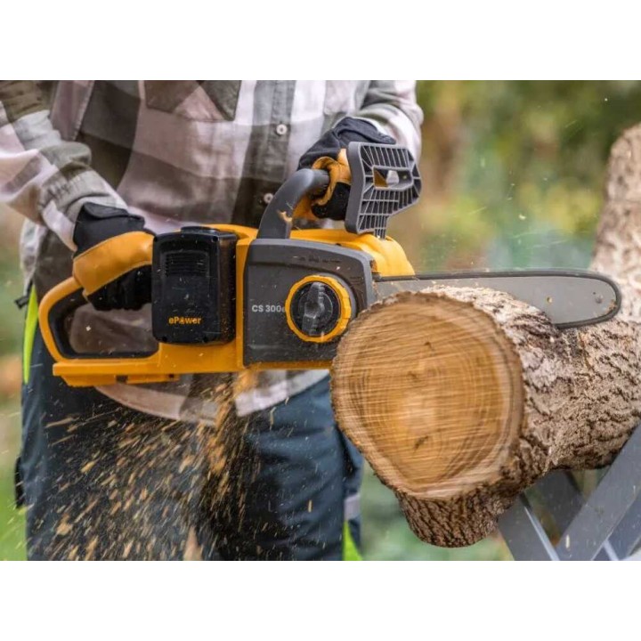 Stiga CS 300e Kit akkumoottorisaha, 2 × 20 V 4 Ah, laippa 30 cm