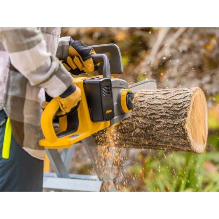 Stiga CS 300e Kit akkumoottorisaha, 2 × 20 V 4 Ah, laippa 30 cm