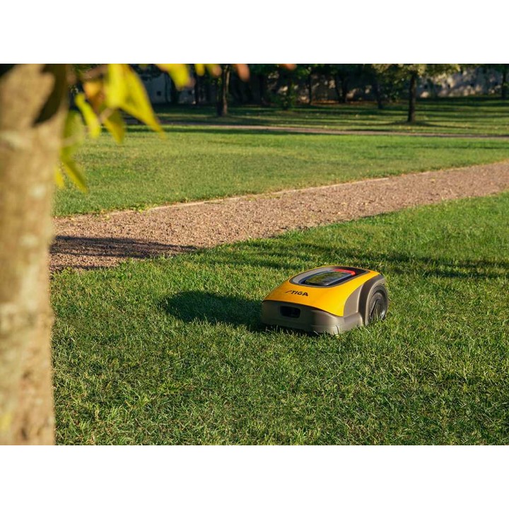 Stiga A 1000 robottiruohonleikkuri, 25,2 V, GPS, 18 cm