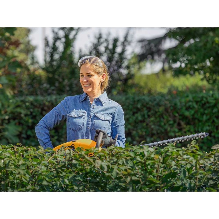 Stiga HT 300e Kit akkupensasleikkuri, 40 V, 54 cm, 2 × 2 Ah