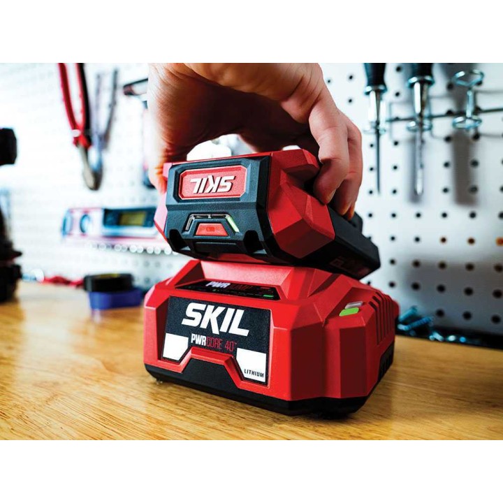 SKIL 0582 CA akkuoksasaha teleskooppivarrella, 40 V, 25 cm, 2,5 Ah