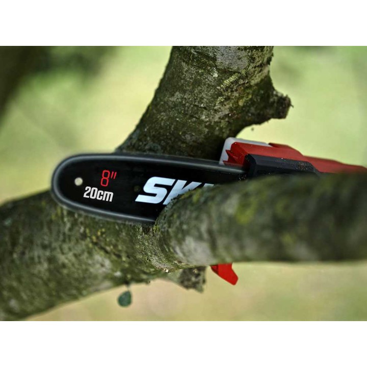 Skil 0650CA akkuoksasaha jatkovarrella, 20 V, 20 cm, 300 cm