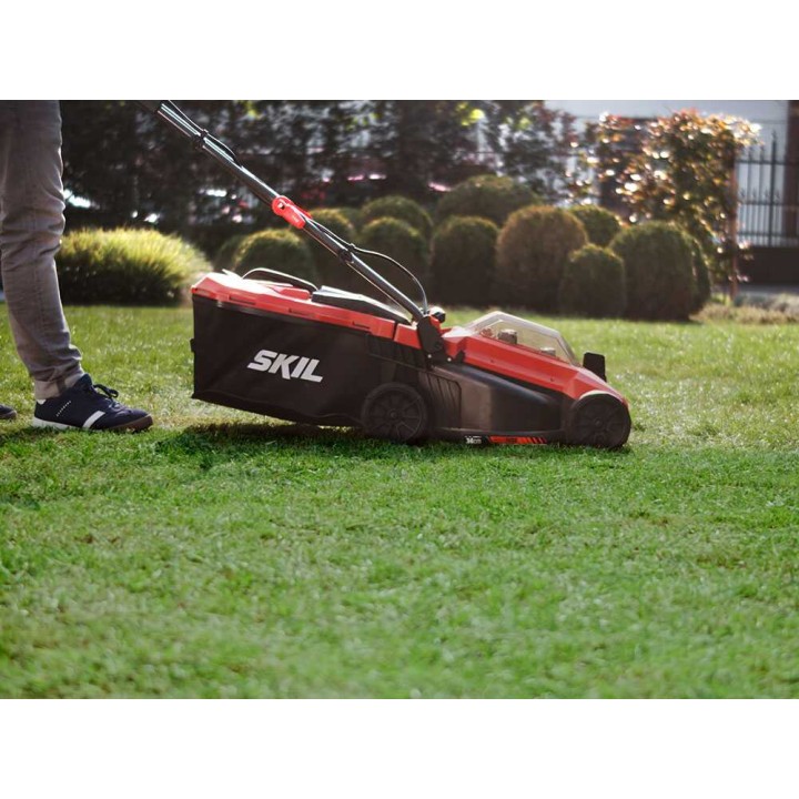 Skil 0130 BA akkuruohonleikkuri, 40 V, 34 cm