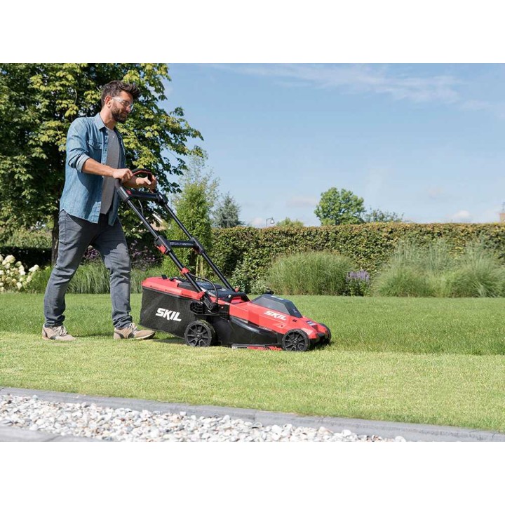 SKIL 0140 BA akkuruohonleikkuri, 43 cm, 2 × 20 V, 4 Ah