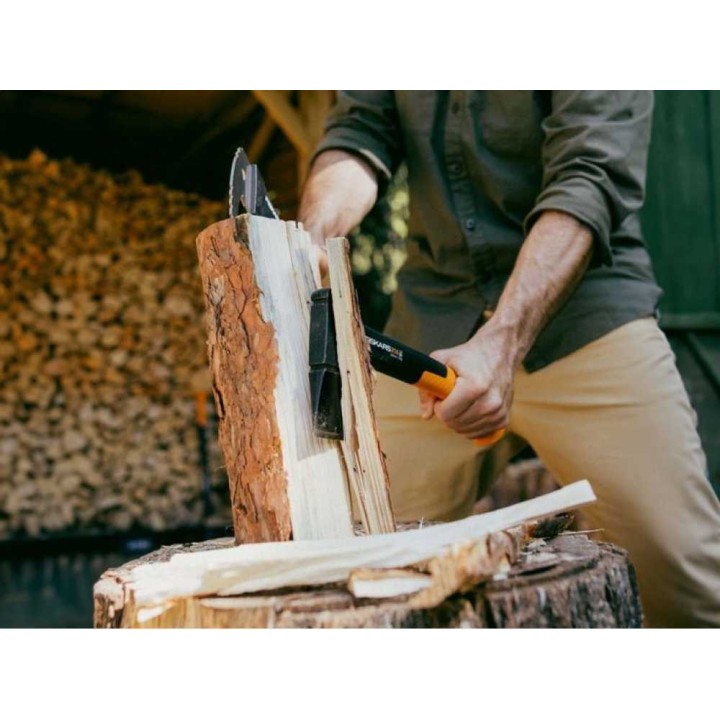 Fiskars X-Series X14 karsintakirves, 35,5 cm, FiberComp™-varsi