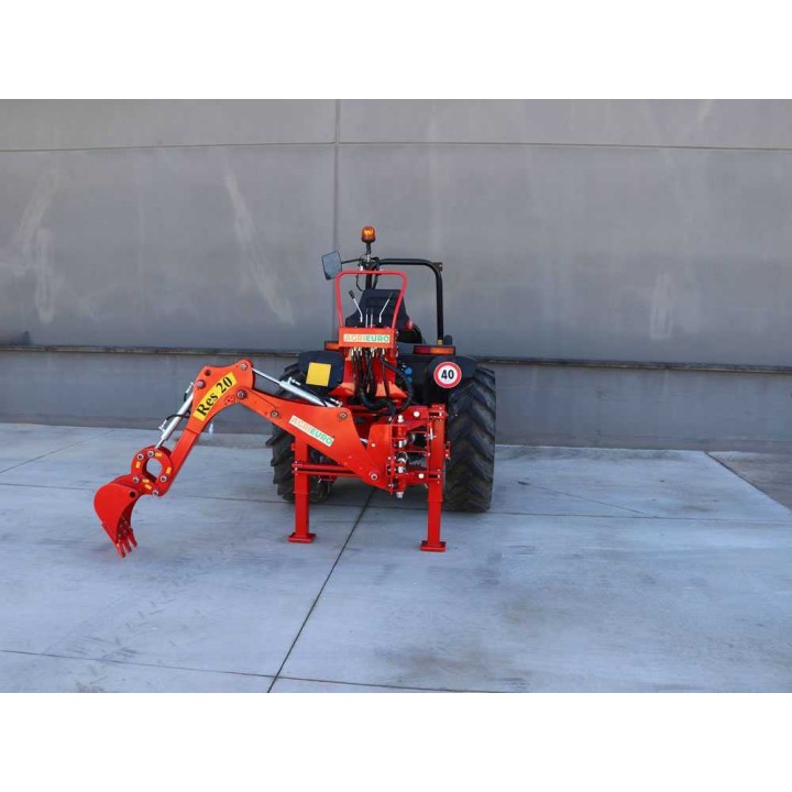 RES20-traktorikaivuri sivuttaissiirrolla, 15–70 HP, 30 cm kauha