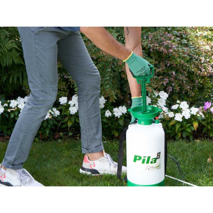 Ribimex PILA 8 akkukäyttöinen reppuruisku, 8 l, 12 V, 4 Ah, 5 bar