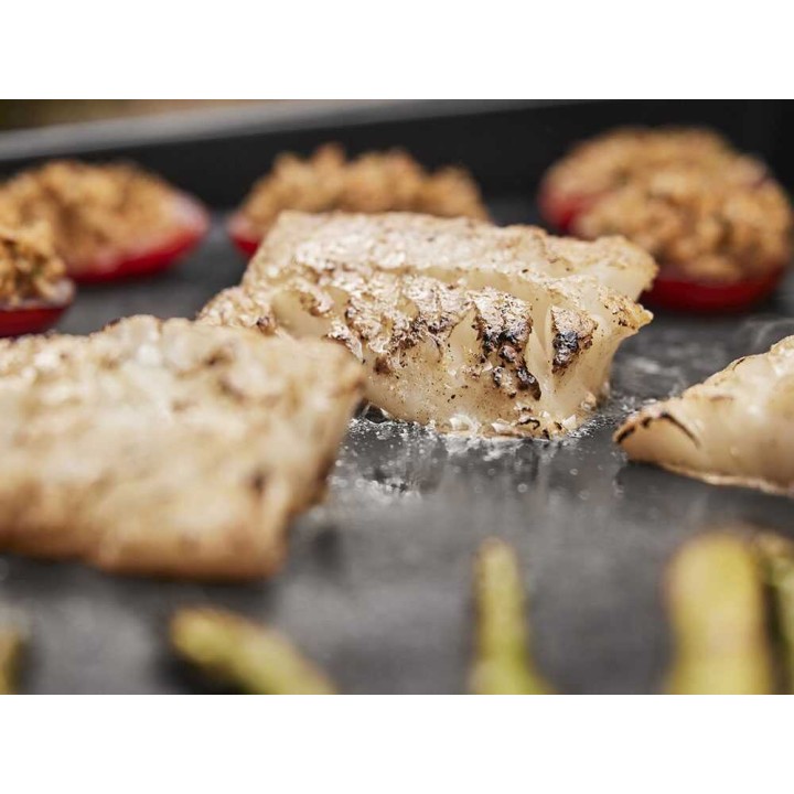 Weber Premium Slate GP 56cm kaasukäyttöinen parila, 4,7 kW