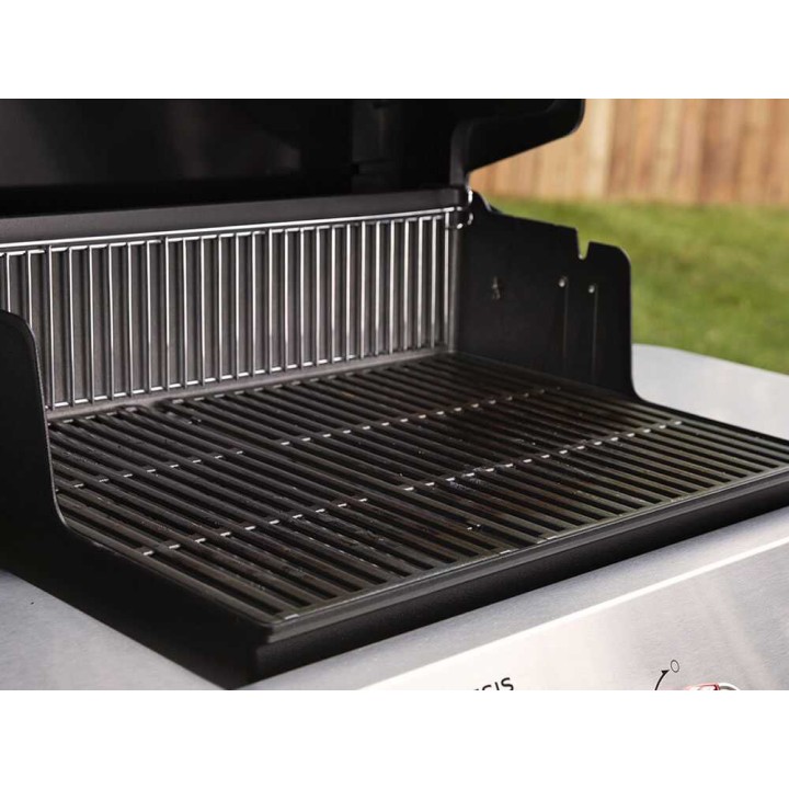 Weber Genesis E-315 kaasugrilli, 11,4 kW, 3 310 cm²