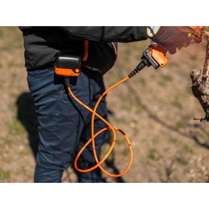 Stocker Magma E-100 TR oksasakset varrella, 21,6 V, ilman akkua