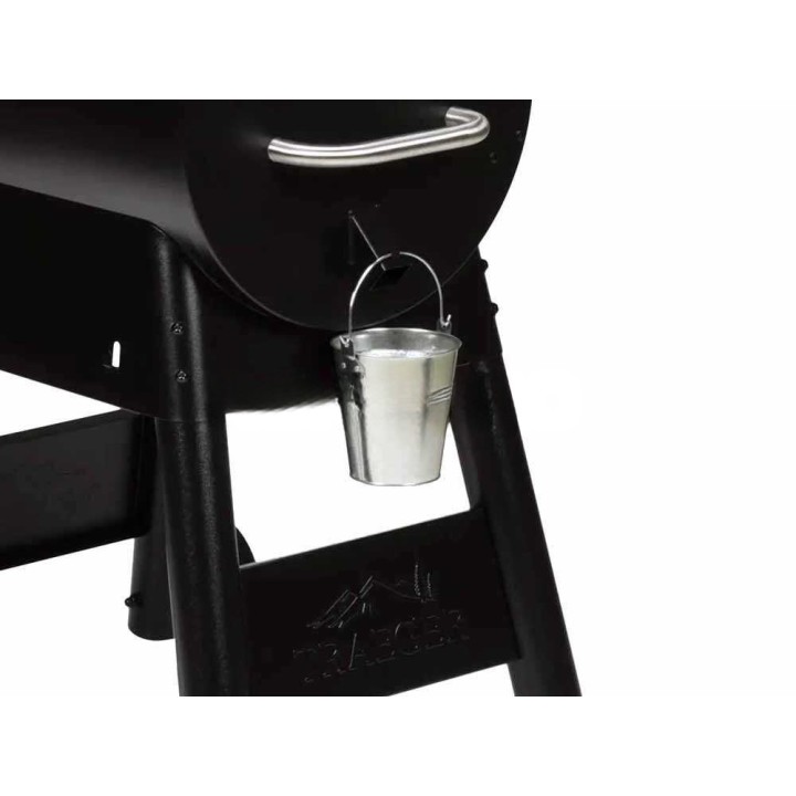 Traeger Pro 575 pellettigrilli, Wi-Fi-ohjaus, savustustoiminto, 4 477 cm²