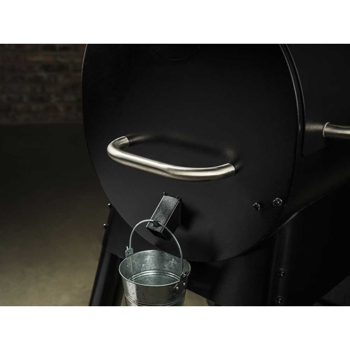 Traeger Pro 780 Black -pellettigrilli, Wi-Fi-ohjaus, 3 648 cm²
