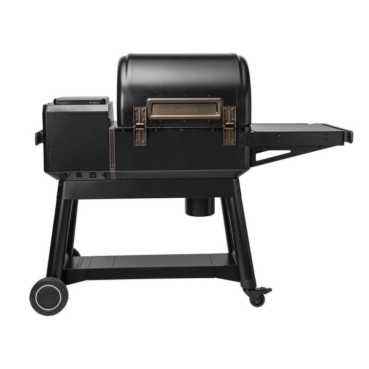 Traeger IronWood INT -pellettigrilli, Wi-Fi-ohjaus, 3 974 cm², 260 °C
