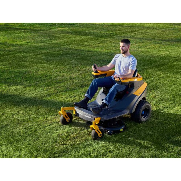 Stiga Gyro 700e akkukäyttöinen ajoleikkuri, 48 V, 64 Ah, 108 cm