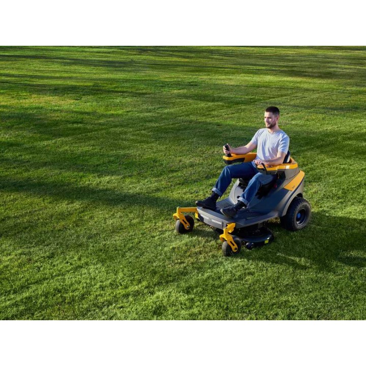 Stiga Gyro 700e akkukäyttöinen ajoleikkuri, 48 V, 64 Ah, 108 cm