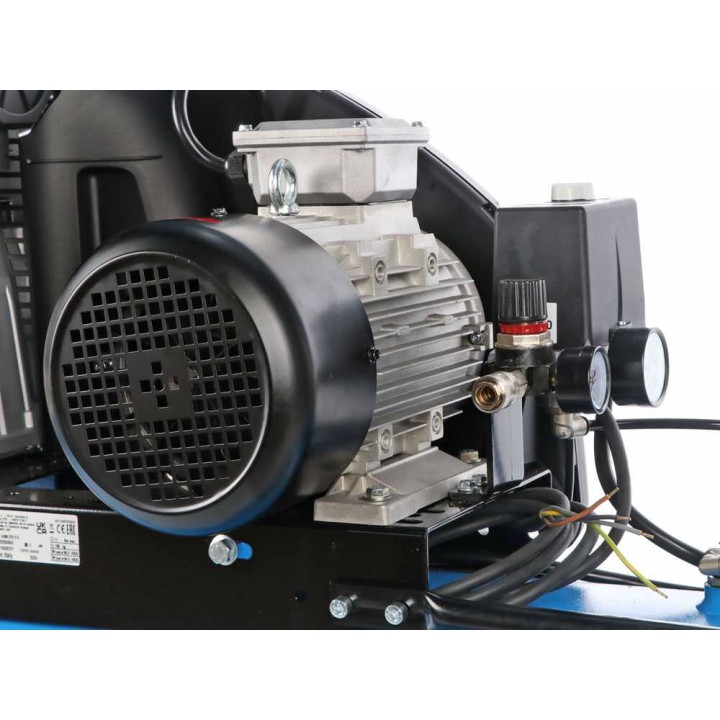 ABAC A39B/270 CT4 hihnavetoinen kompressori, 4 HP, 270 l, 400 V