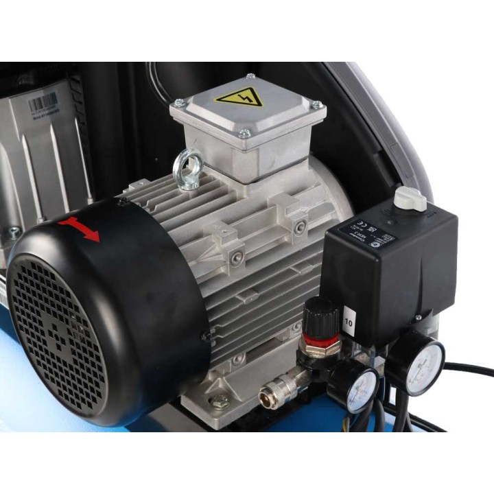 ABAC A39B/270 CT4 hihnavetoinen kompressori, 4 HP, 270 l, 400 V