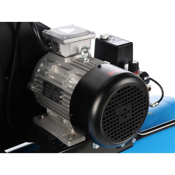 ABAC A39B/270 CT4 hihnavetoinen kompressori, 4 HP, 270 l, 400 V