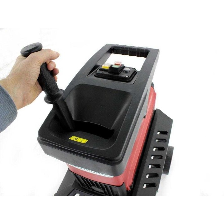 GeoTech ESB 2803 ROLLER -oksasilppuri, 2 800 W, 45 mm, keräyssäiliö