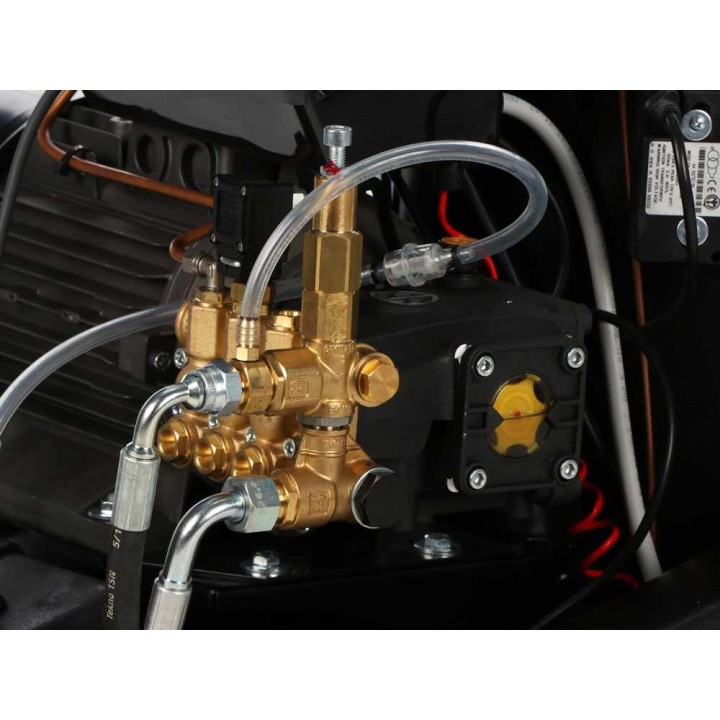 Annovi & Reverberi 6640N kuumavesipainepesuri, 150 bar, 600 l/h