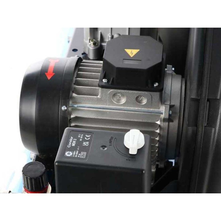 ABAC EXP A39B 270 CT3 hihnavetoinen kompressori, 3 HP, 270 l, 400 V
