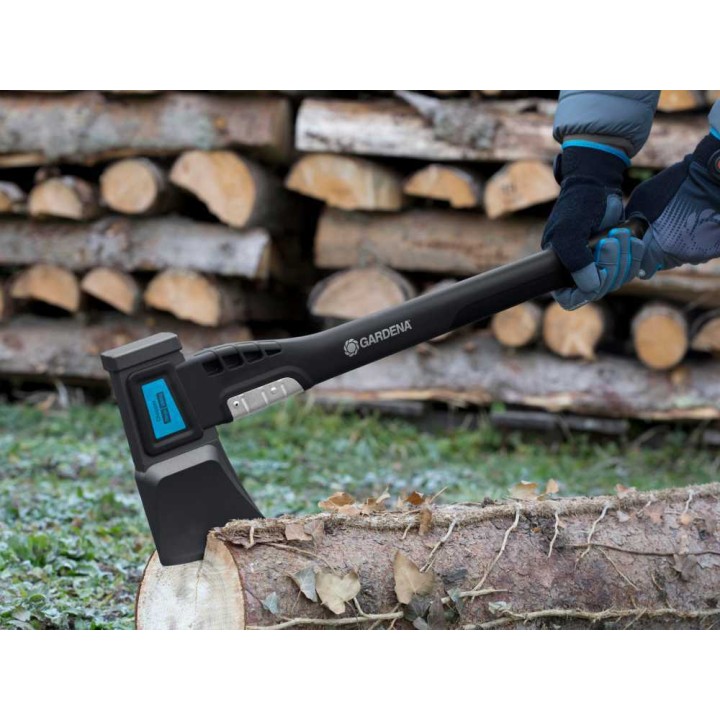 Gardena 2800S halkomakirves, 70 cm, yli 30 cm puulle, 2,8 kg