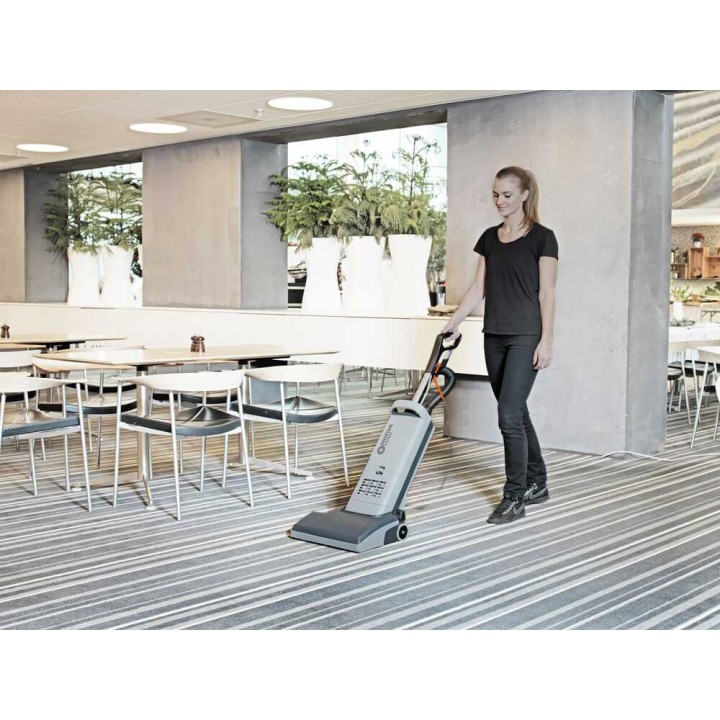 Nilfisk VU500 15 inch SMU EU pystyimuri matoille, 900 W, 220–240 V