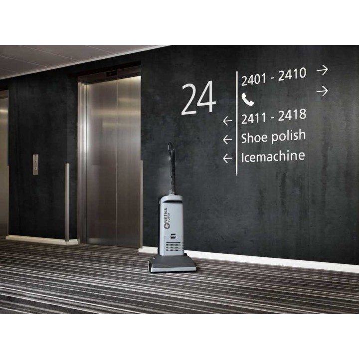 Nilfisk VU500 15 inch SMU EU pystyimuri matoille, 900 W, 220–240 V